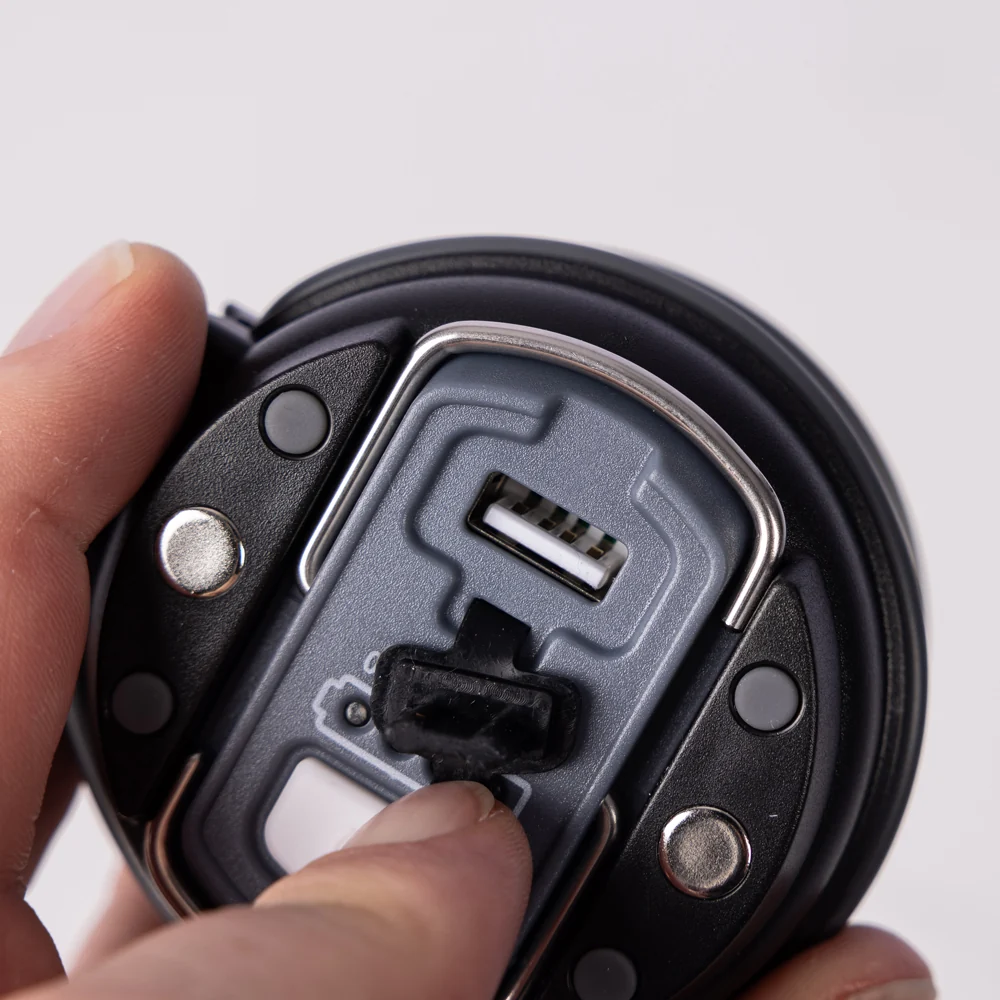 USB Emergency Lantern & Power Bank from Ready Hour (3,000 mAh) - Image 8